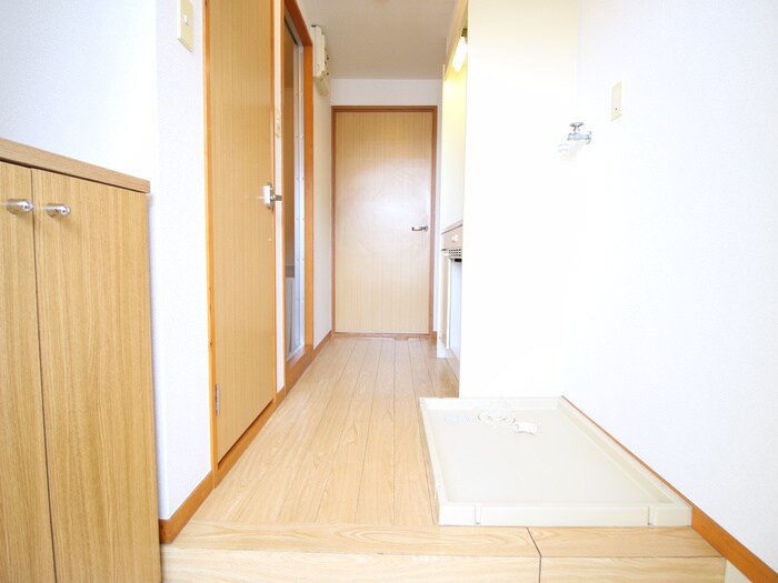 物件内観写真17　(廊下)