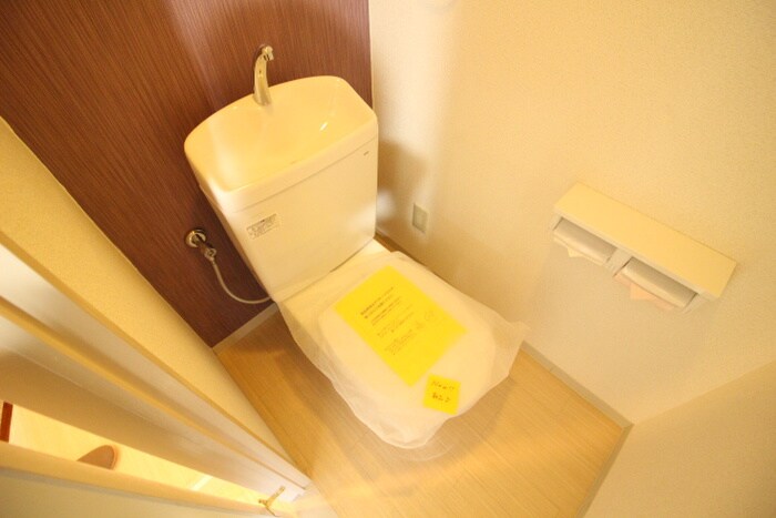 物件内観写真9　(トイレ)