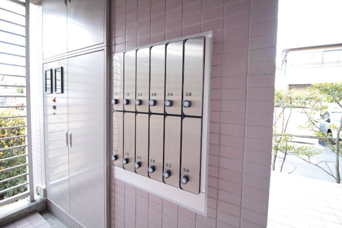 物件外観写真4　(建物設備)