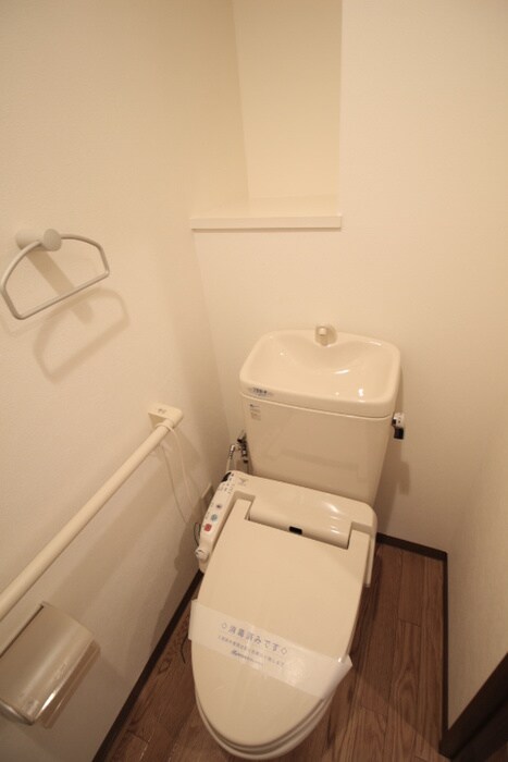 物件内観写真15　(トイレ)