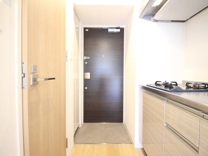 物件内観写真19　(玄関)