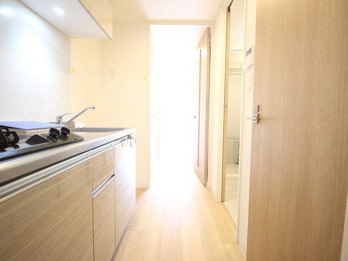 物件内観写真20　(廊下)