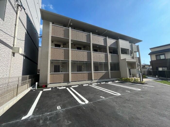 物件外観写真2　(外観写真)