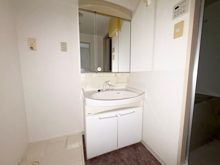 物件内観写真12　(洗面)