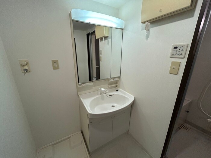 物件内観写真14　(洗面)