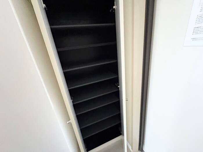物件内観写真17　(靴箱)