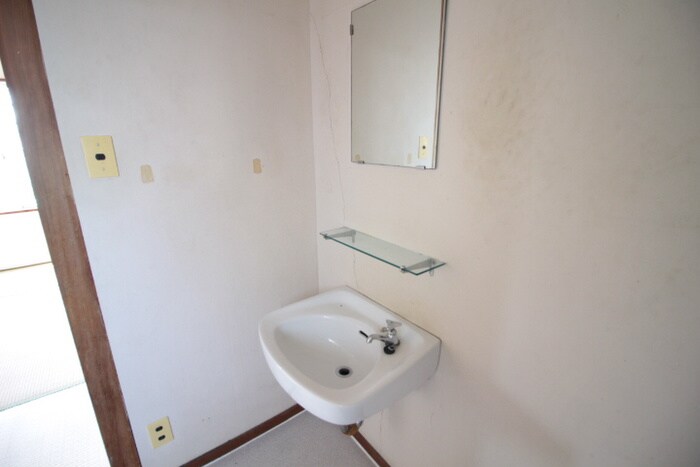 物件内観写真12　(洗面)