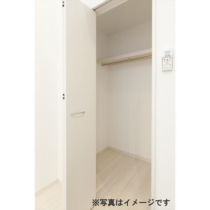 物件内観写真12　(収納)