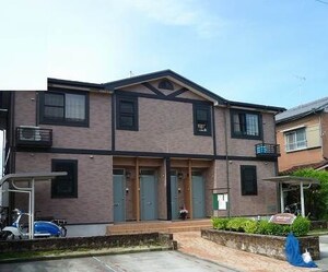 クローバースクエアー外観写真