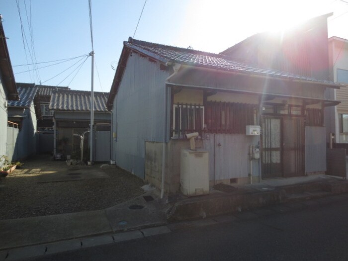 物件外観写真5　(外観写真)