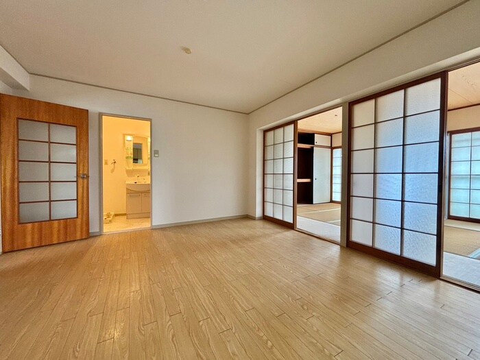 物件内観写真8　(居室)