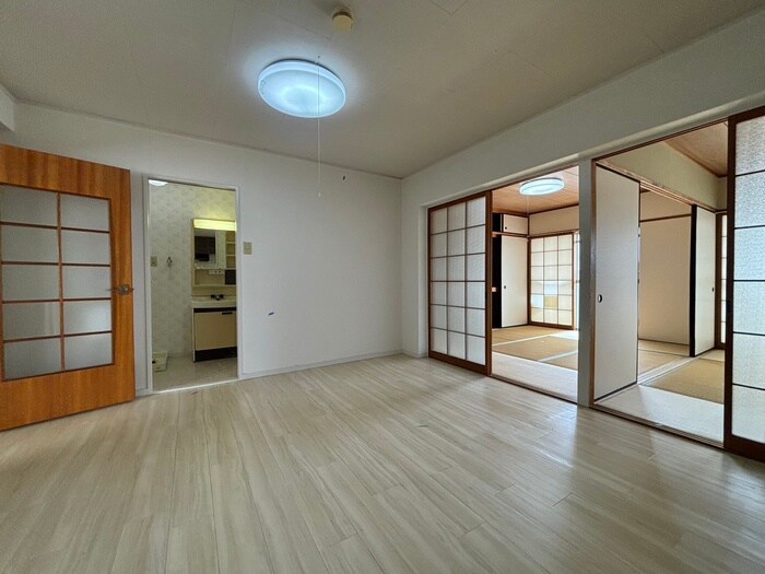 物件内観写真8　(居室)