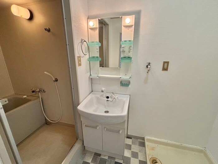 物件内観写真11　(洗面)