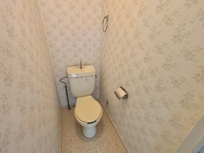 物件内観写真12　(トイレ)