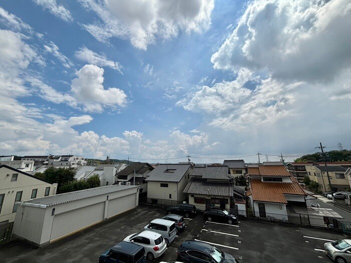 物件内観写真15　(室内からの展望)