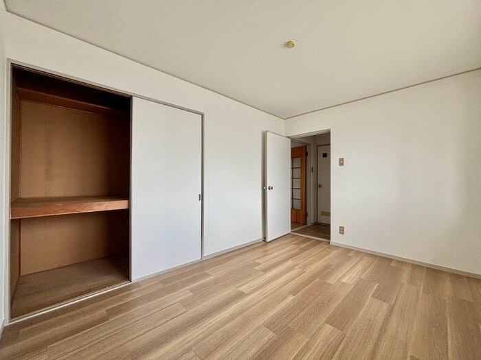 物件内観写真19　(居室)