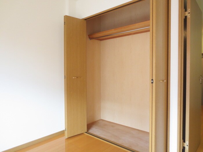 物件内観写真15　(収納)