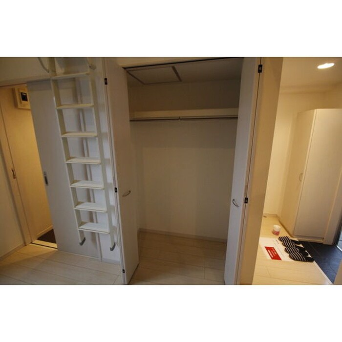 物件内観写真11　(収納)