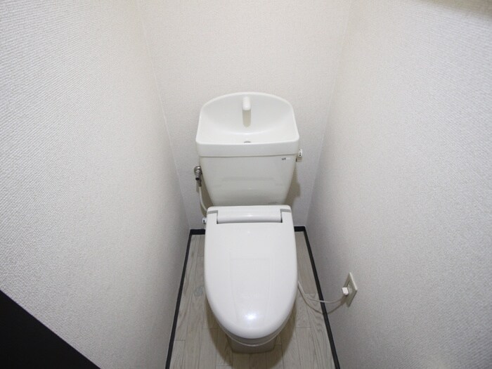 物件内観写真11　(トイレ)