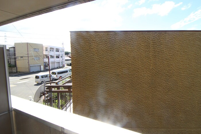 物件内観写真22　(室内からの展望)