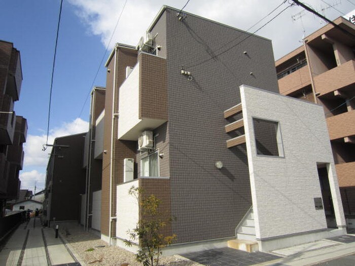 物件外観写真2　(外観写真)