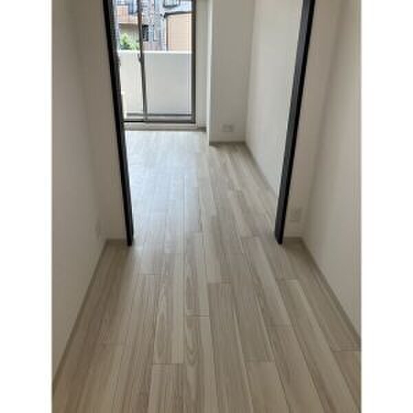 物件内観写真3　(居室)