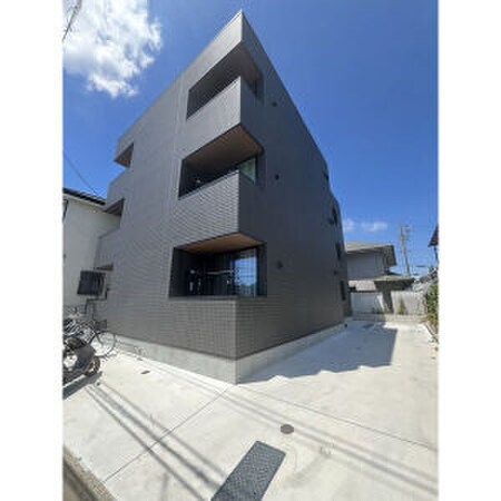 GRANDBLUE todayutakaⅠ外観写真