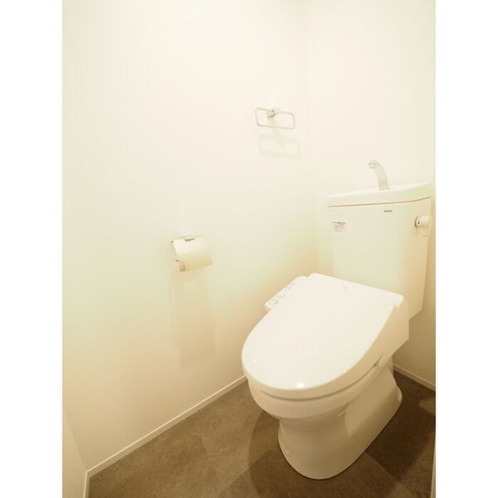 物件内観写真7　(トイレ)