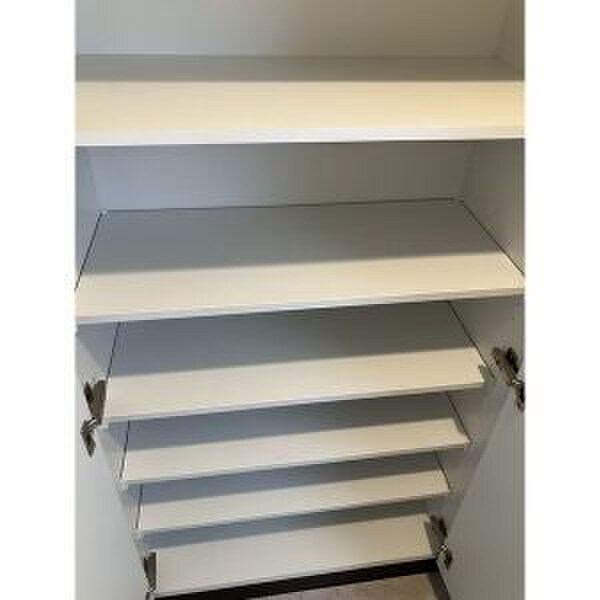 物件内観写真10　(靴箱)