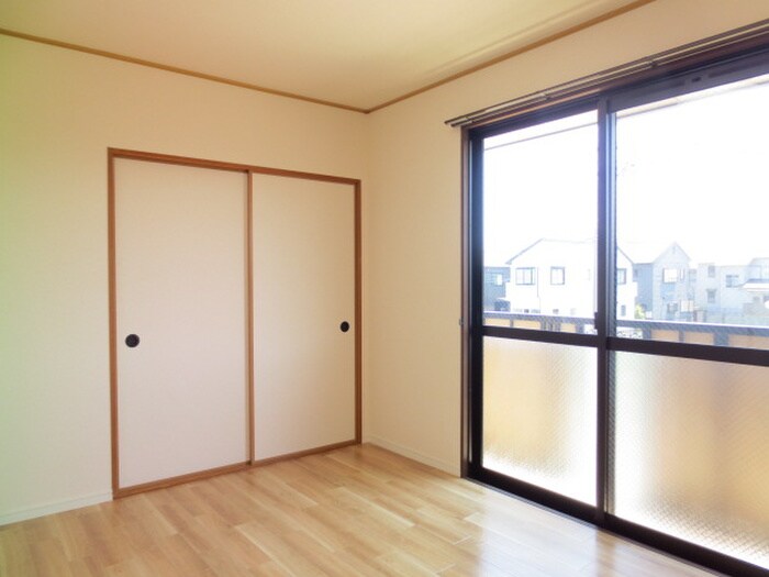 物件内観写真9　(居室)