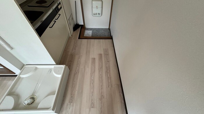 物件内観写真17　(廊下)