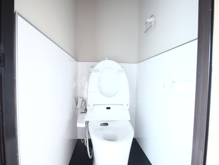 物件内観写真13　(トイレ)