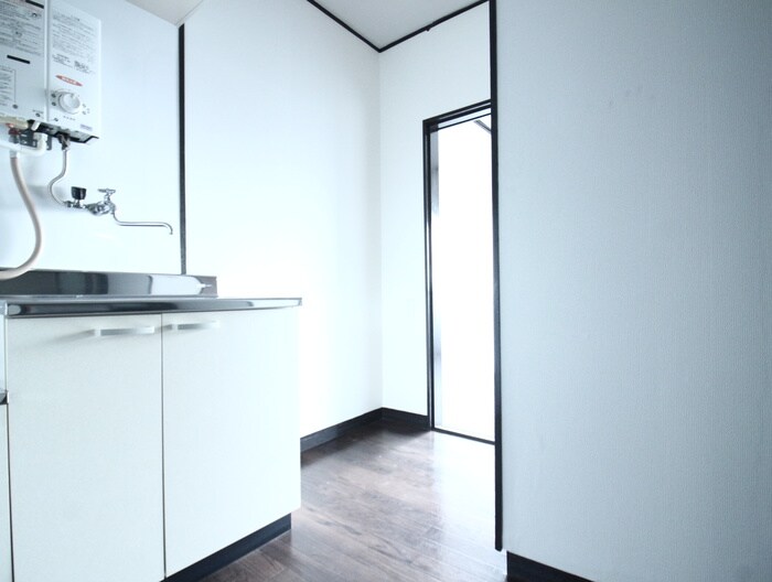 物件内観写真21　(廊下)