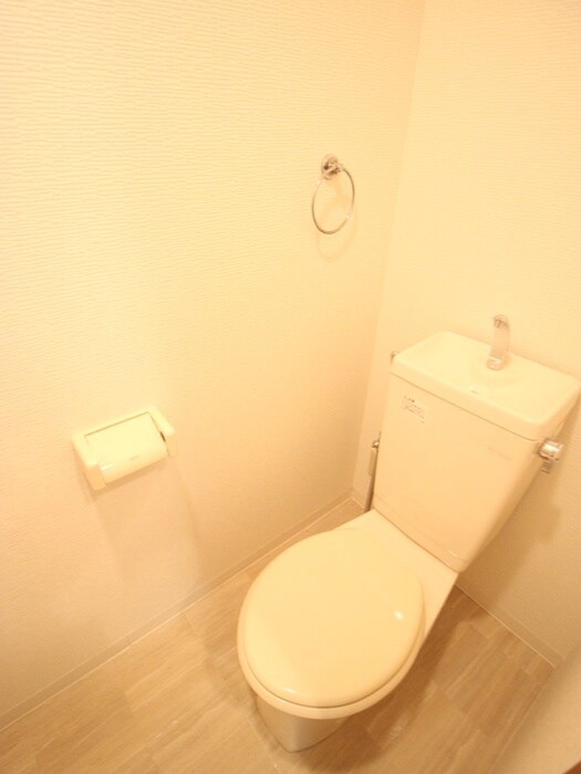 物件内観写真11　(トイレ)