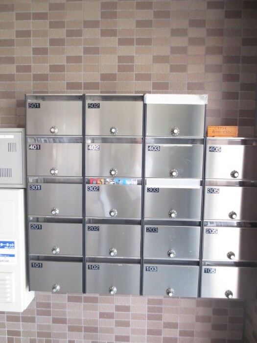 物件外観写真4　(建物設備)