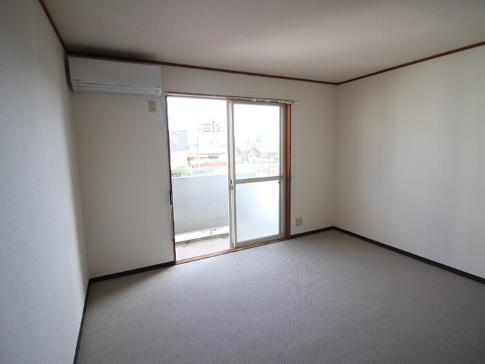 物件内観写真17　(居室)