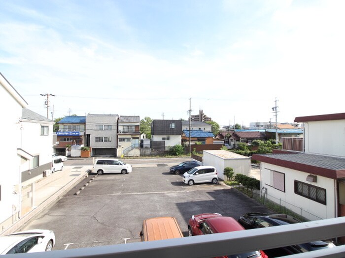 物件内観写真22　(室内からの展望)