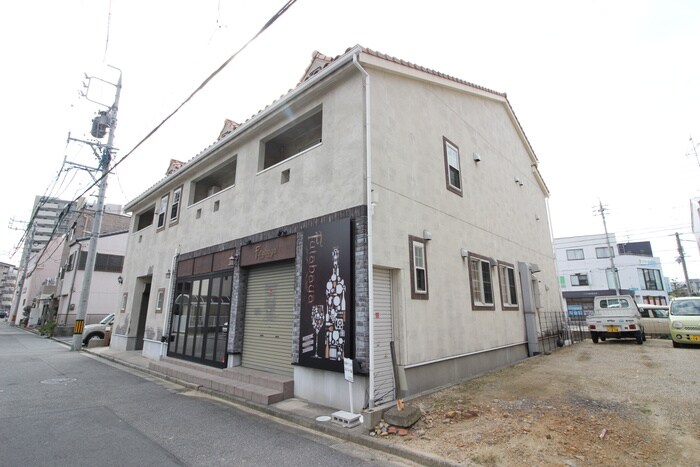 物件外観写真2　(外観写真)