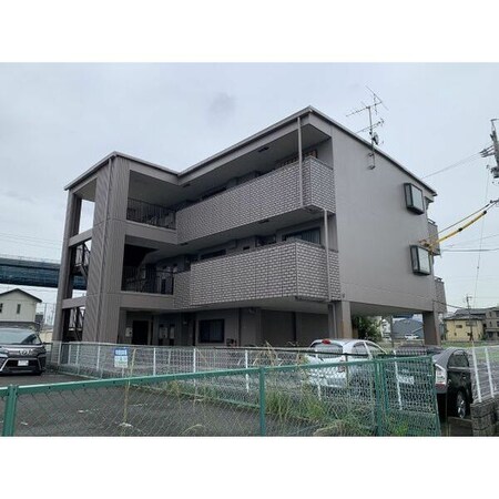 エレガンスICHIYANAGI外観写真