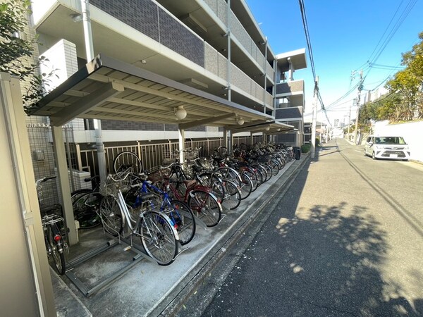 駐輪場