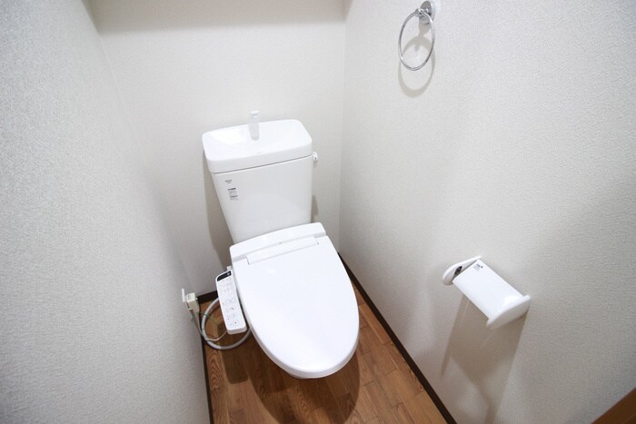 物件内観写真14　(トイレ)