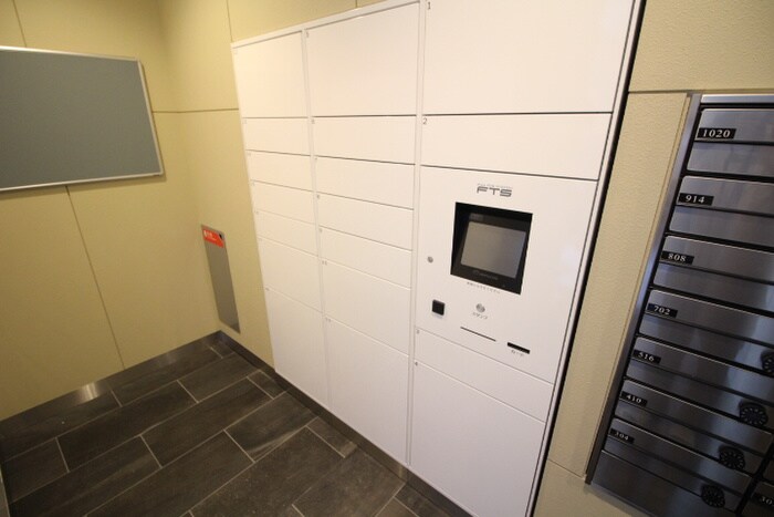 物件外観写真4　(建物設備)