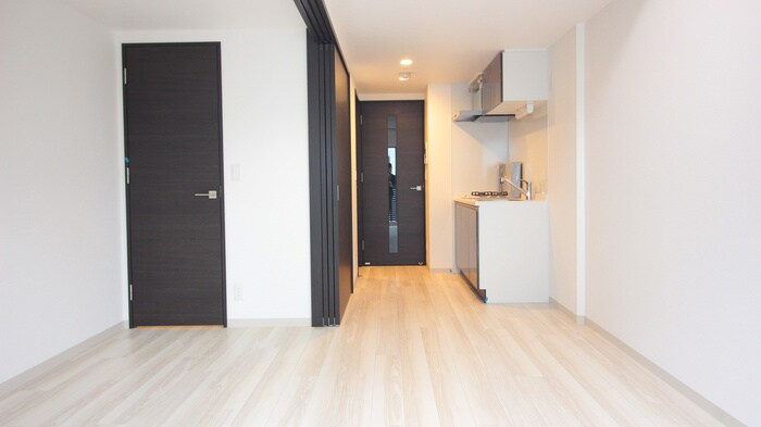 物件内観写真3　(居室)