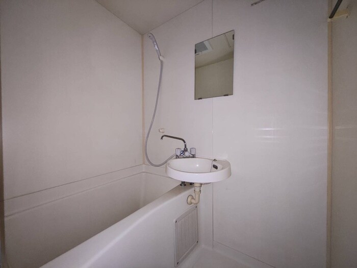 物件内観写真12　(バス／シャワールーム等)