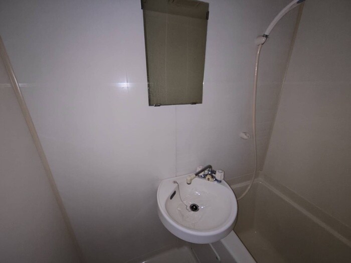 物件内観写真13　(洗面)