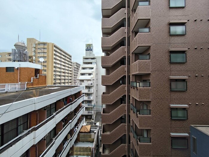 物件内観写真22　(室内からの展望)