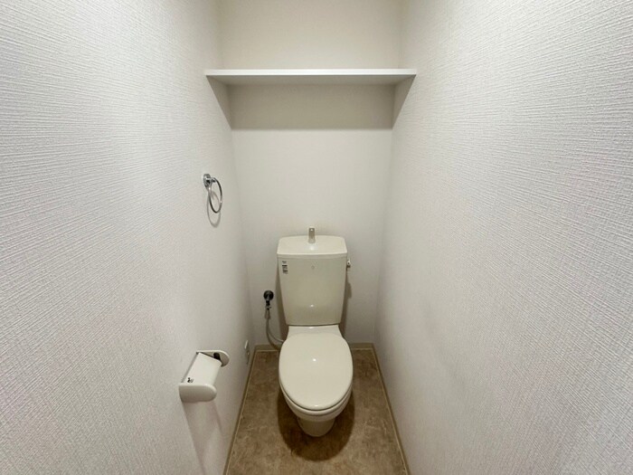 物件内観写真14　(トイレ)