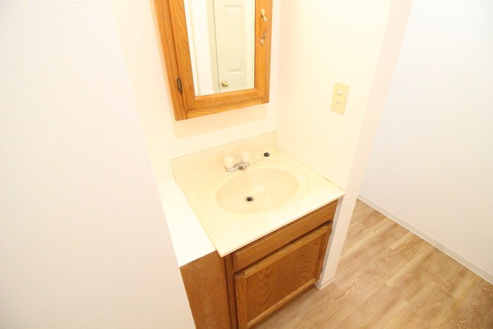 物件内観写真16　(洗面)