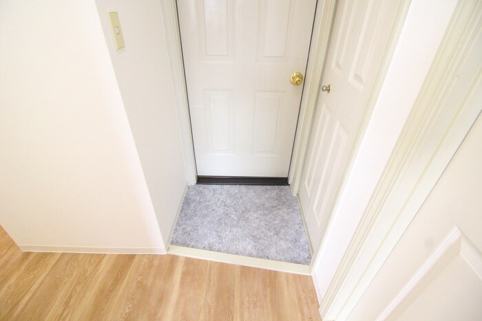 物件内観写真20　(玄関)