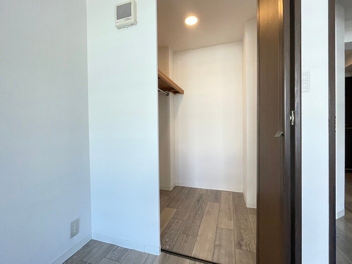 物件内観写真9　(収納)